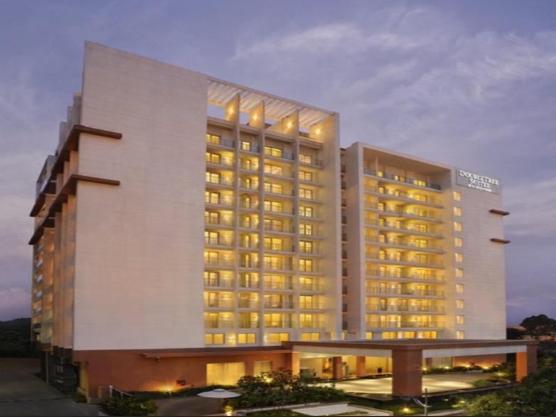 Doubletree Suites By Hilton Bengaluru Outer Ring Road Eksteriør billede