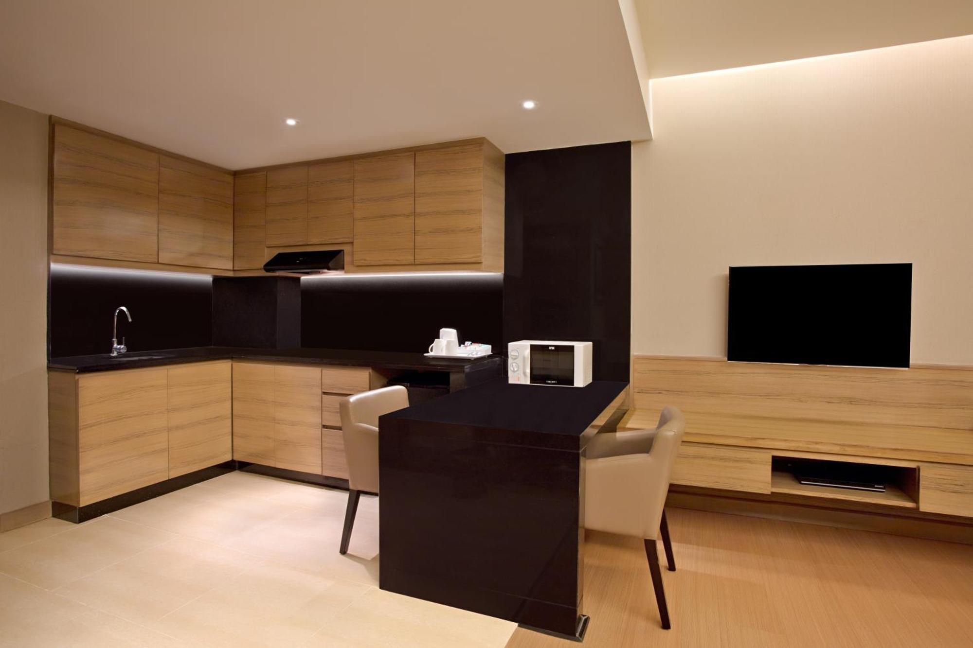 Doubletree Suites By Hilton Bengaluru Outer Ring Road Eksteriør billede