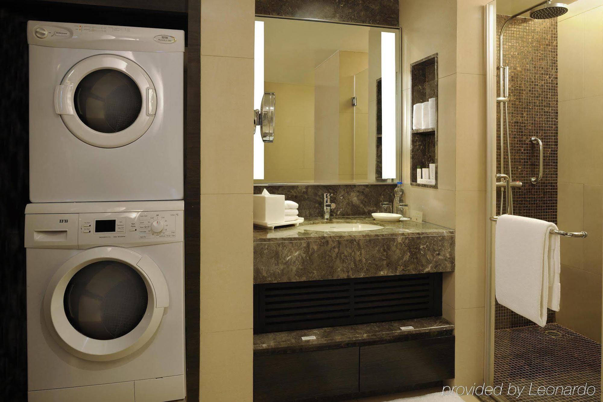 Doubletree Suites By Hilton Bengaluru Outer Ring Road Eksteriør billede